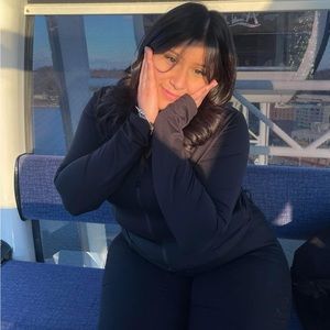 Meet your Posher, Nohemi